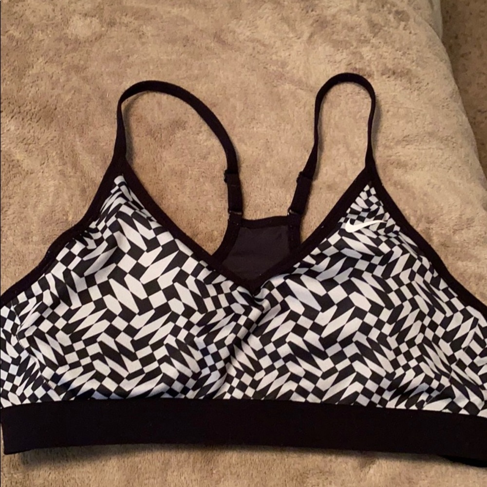 nike sports bra